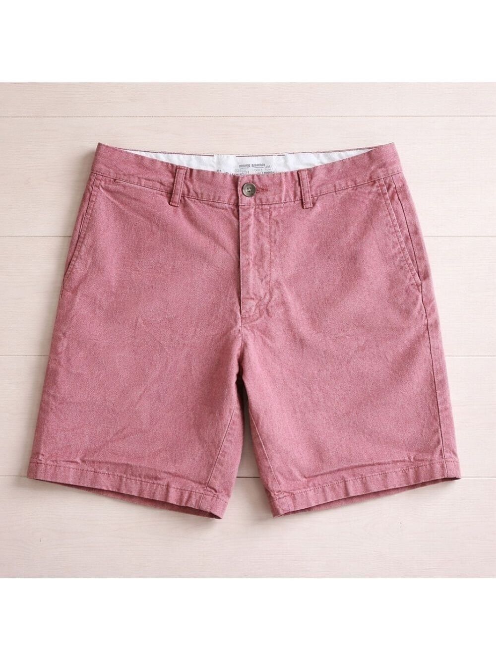Old Navy Ultimate Slim Built-In Flex Shorts Mens 31 Pink Chino Summer